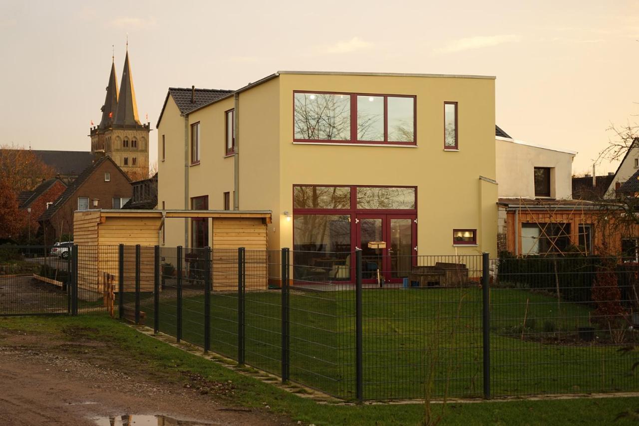 Stille, Aussicht Und Kunst Am Archaeologischen Park Homestay *